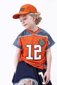 Football t-shirt with pearls